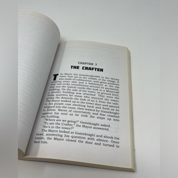 3/$15 Unofficial Minecraft: Invasion of the Overworld Book - Picture 5 of 6